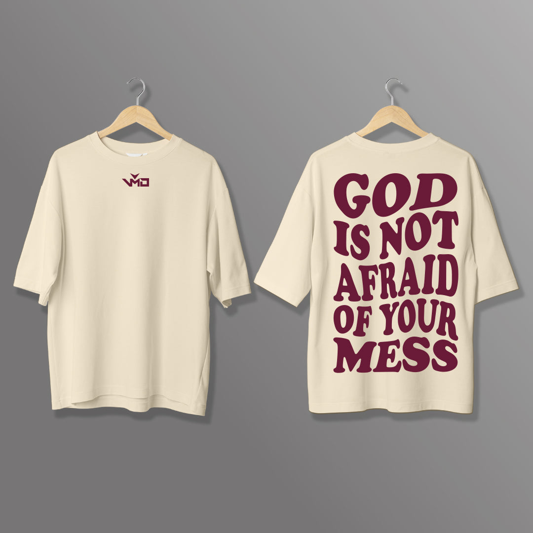 T-Shirt Oversize "GOD IS NOT AFRAID"